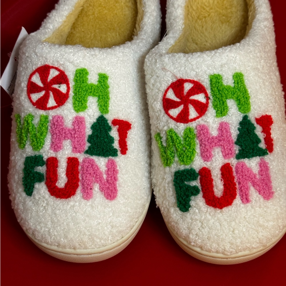 NWT White Slippers Size 7-8 with Colorful Design